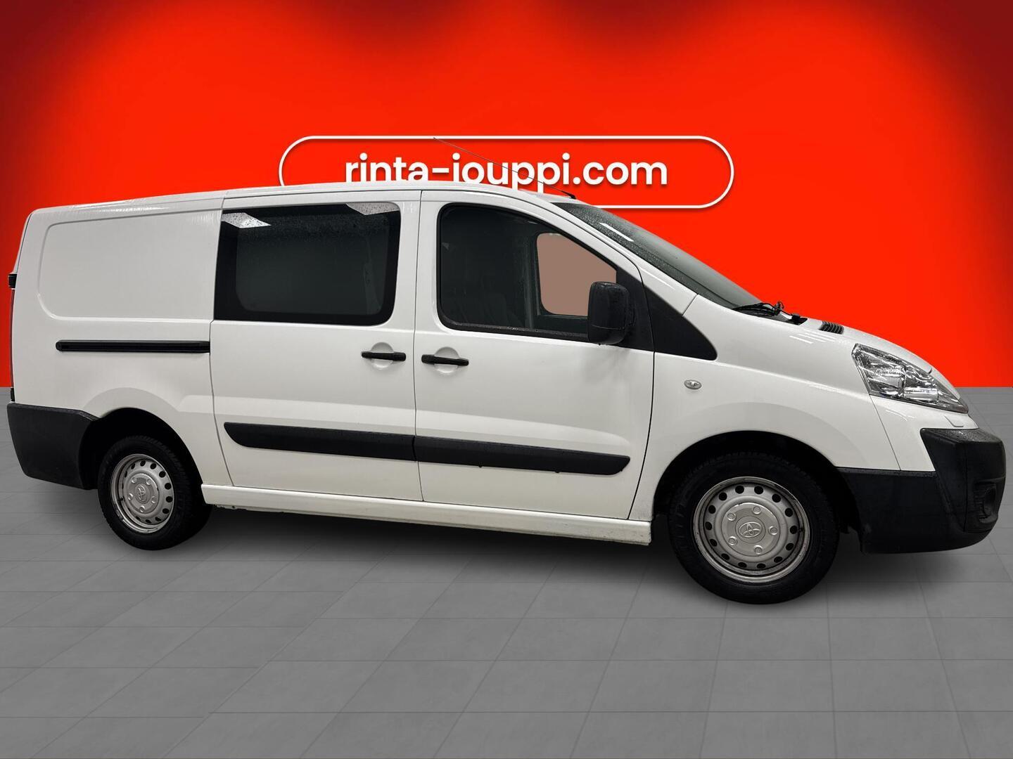 TOYOTA Proace 2016