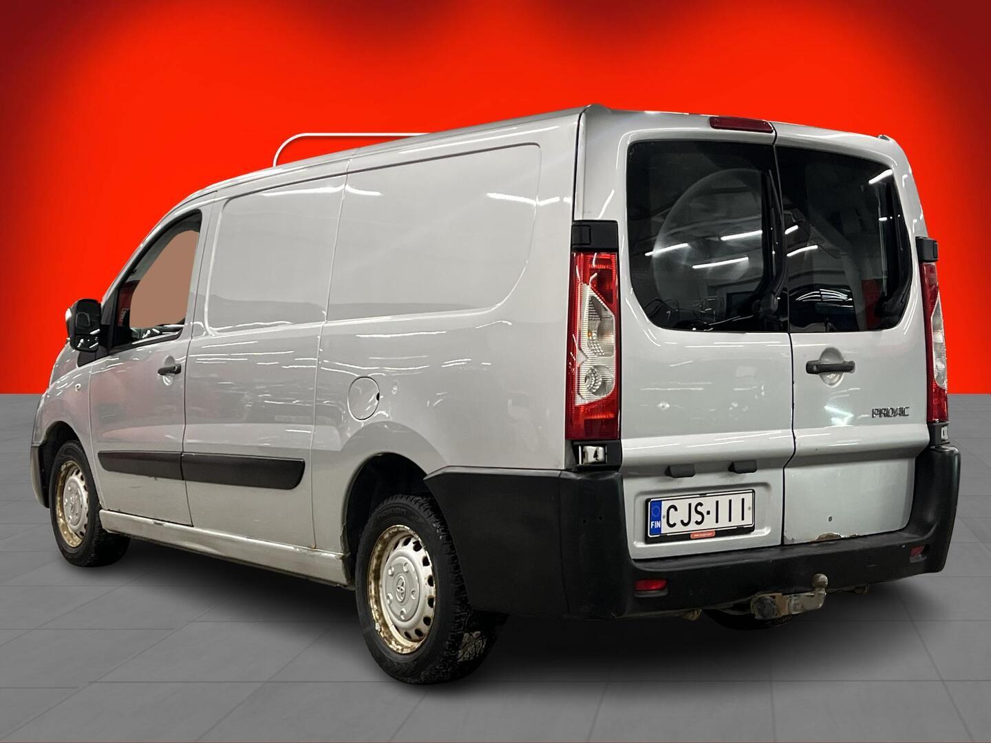 TOYOTA Proace 2015