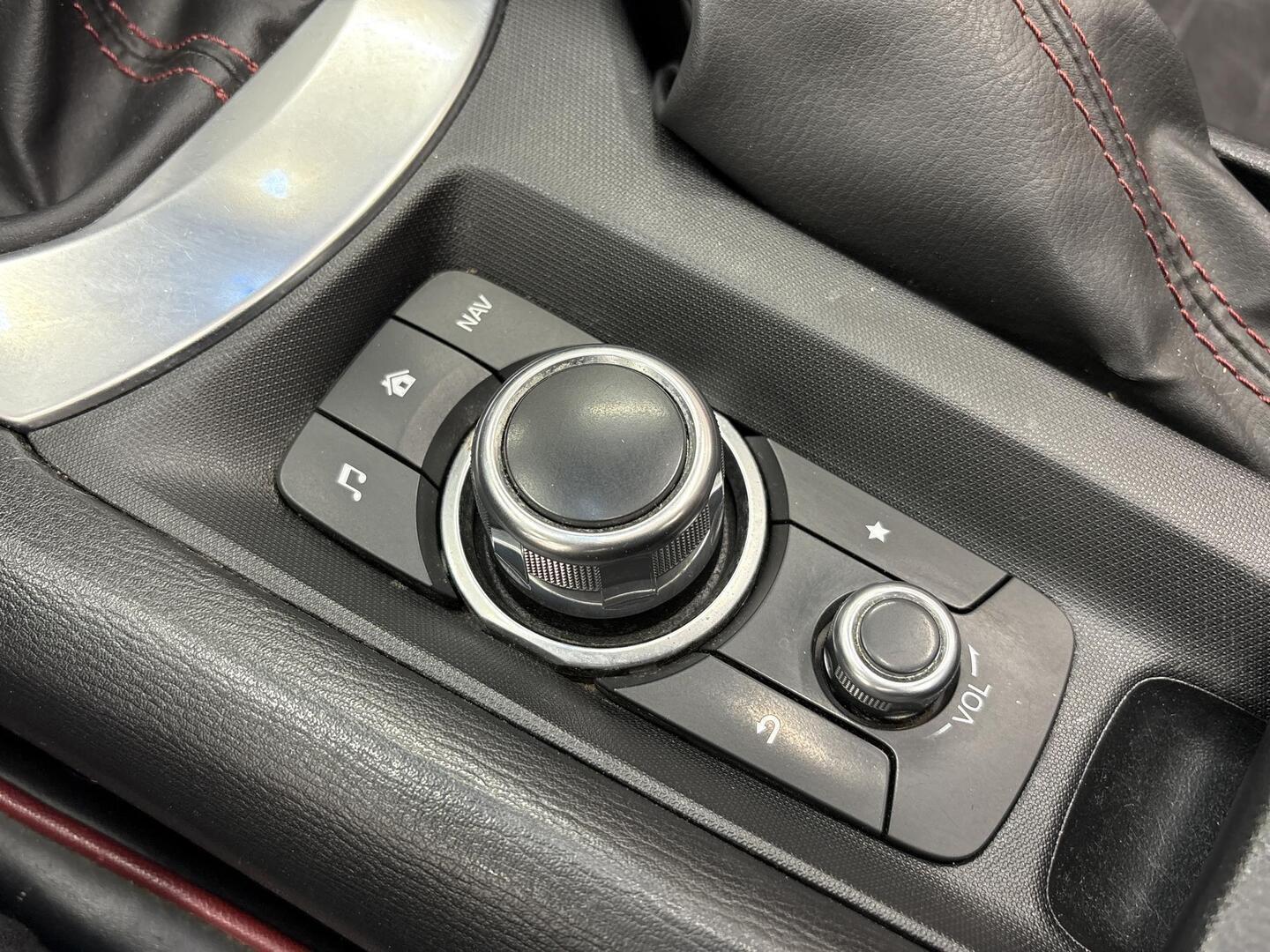 MAZDA MX-5 2016