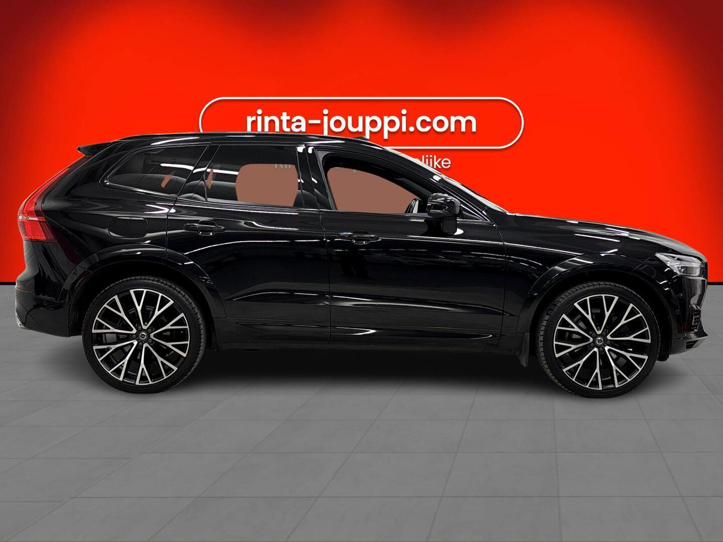 VOLVO XC60 2019