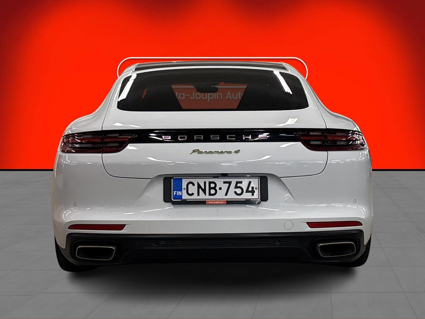 PORSCHE Panamera 2019