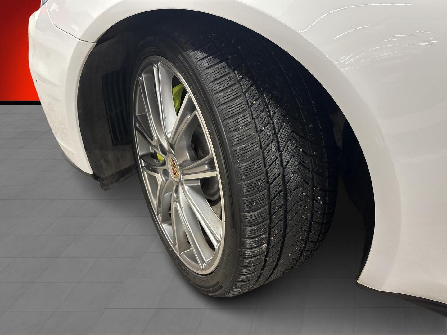 PORSCHE Panamera 2019