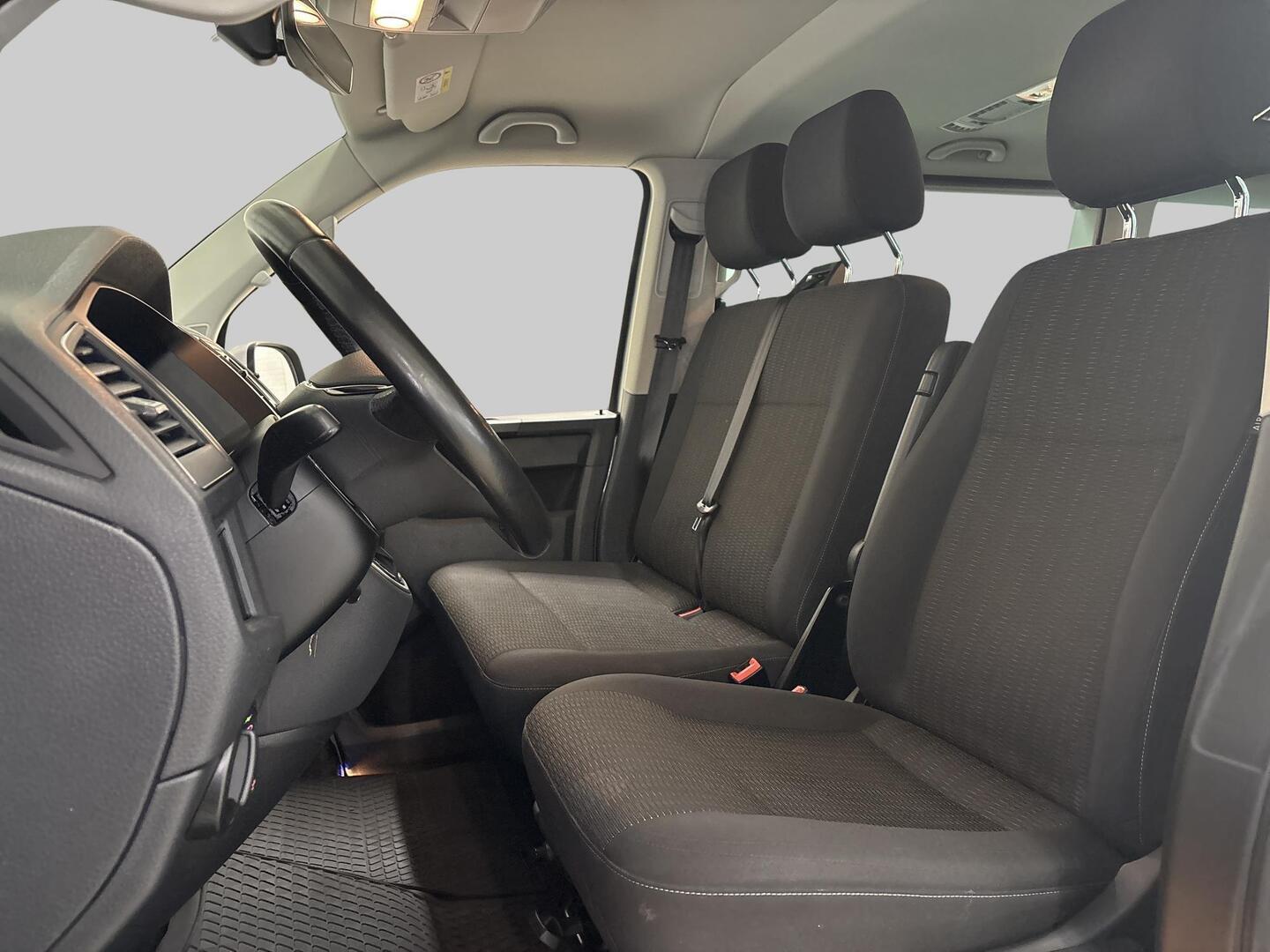 VOLKSWAGEN Caravelle 2018