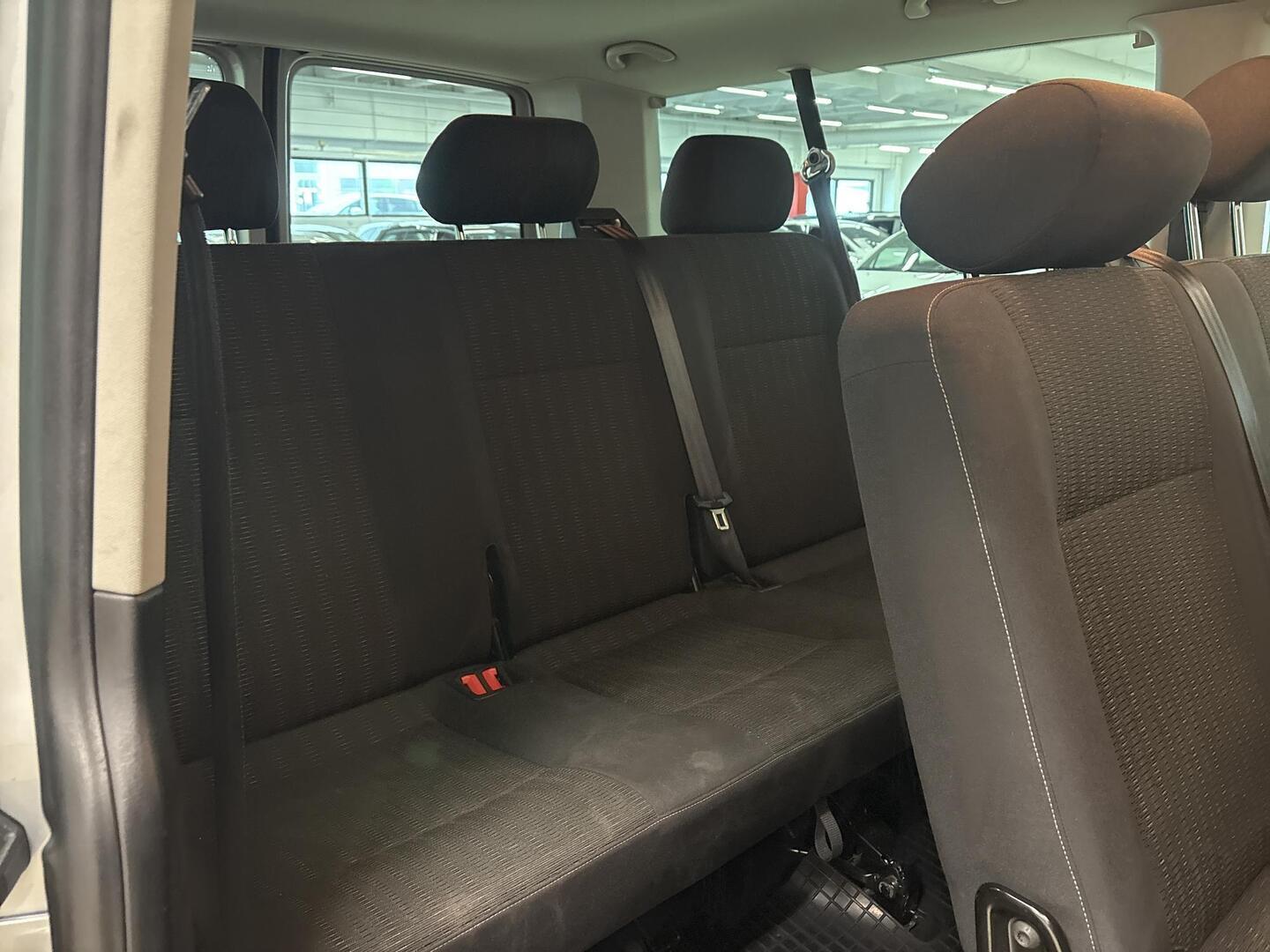 VOLKSWAGEN Caravelle 2018