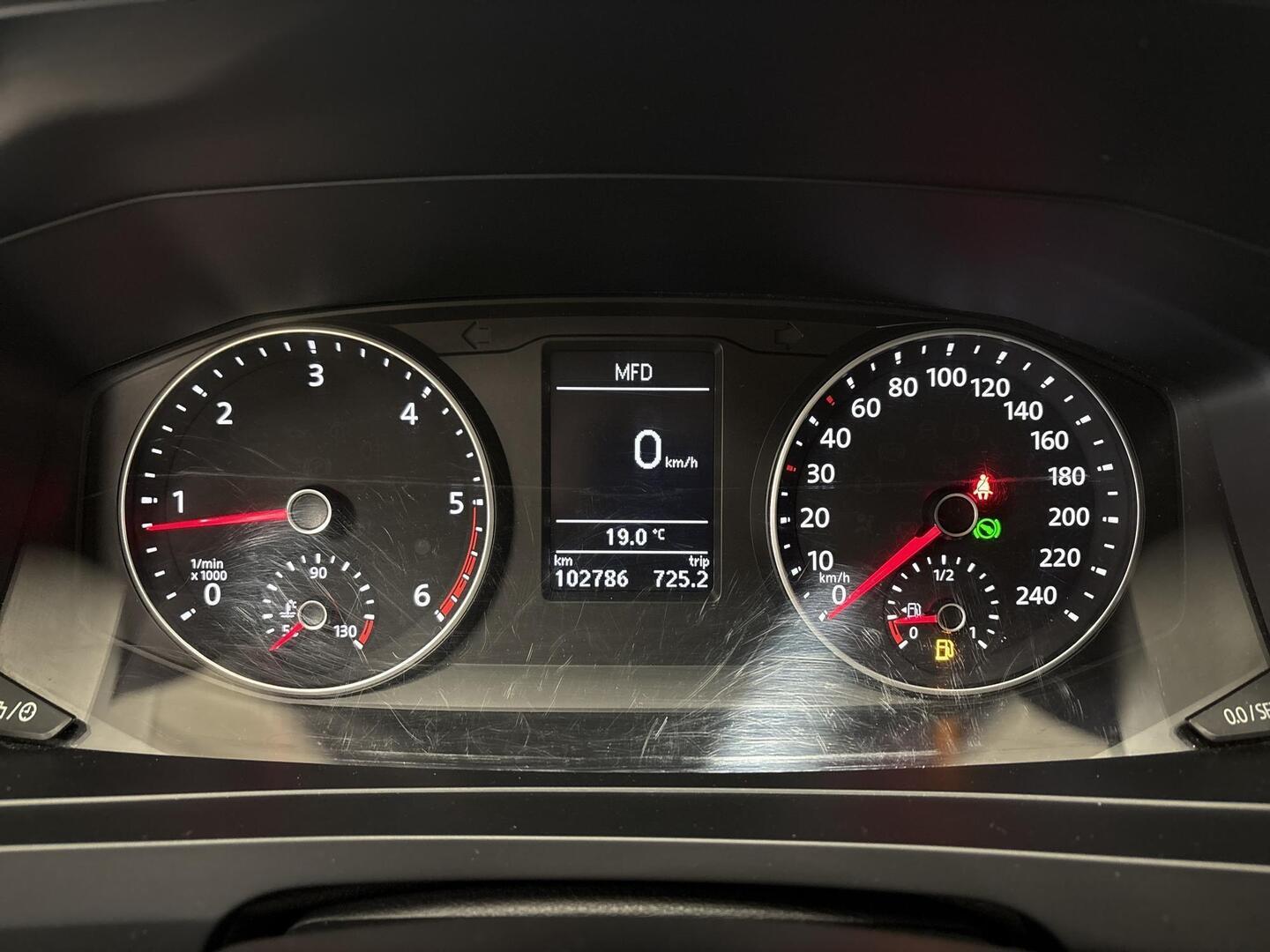 VOLKSWAGEN Caravelle 2018