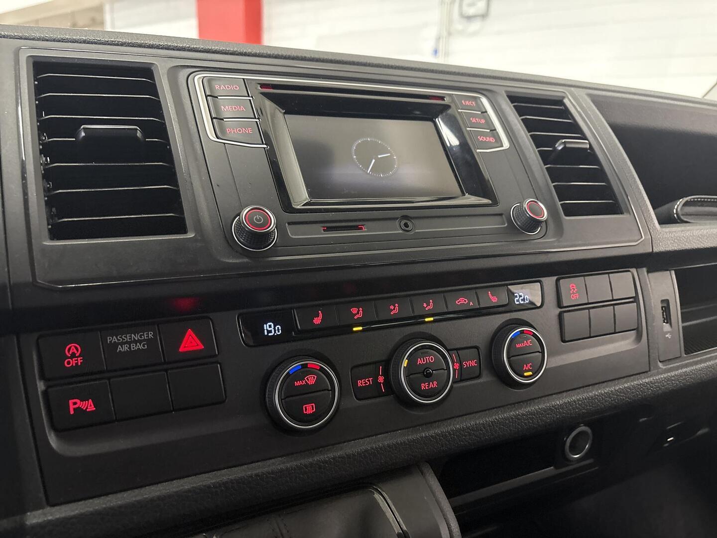 VOLKSWAGEN Caravelle 2018