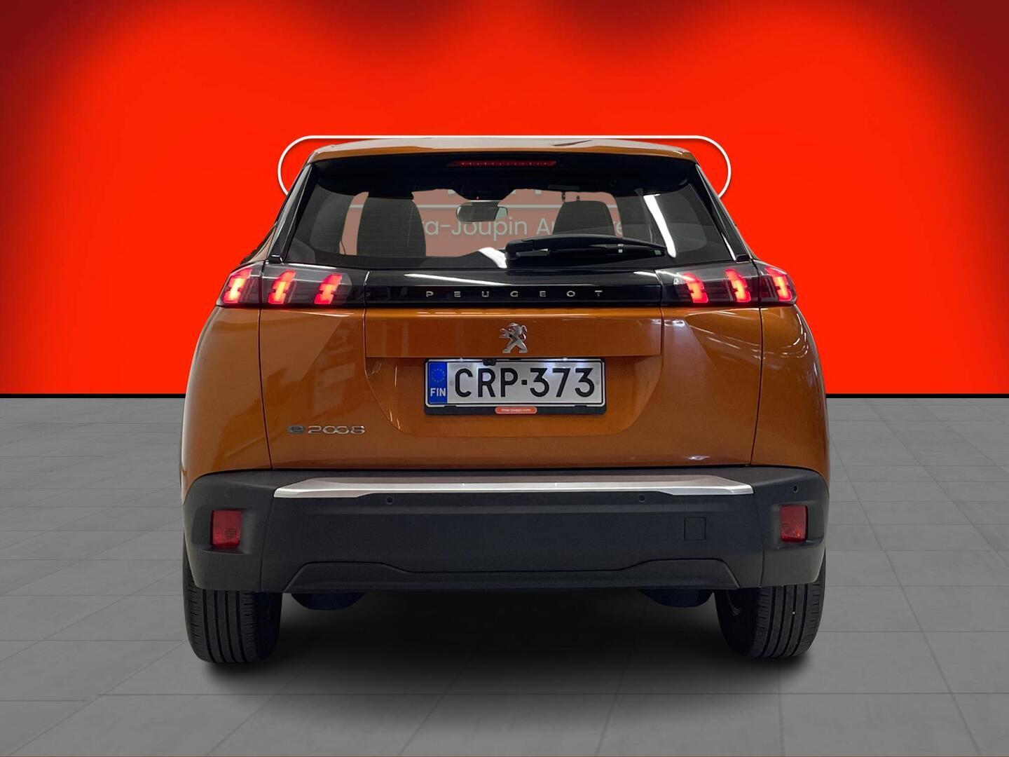 PEUGEOT e-2008 2023