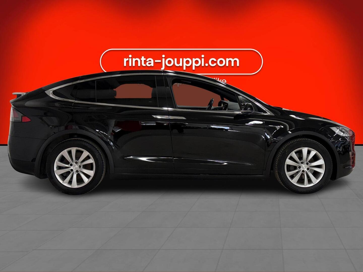 TESLA Model X 2018