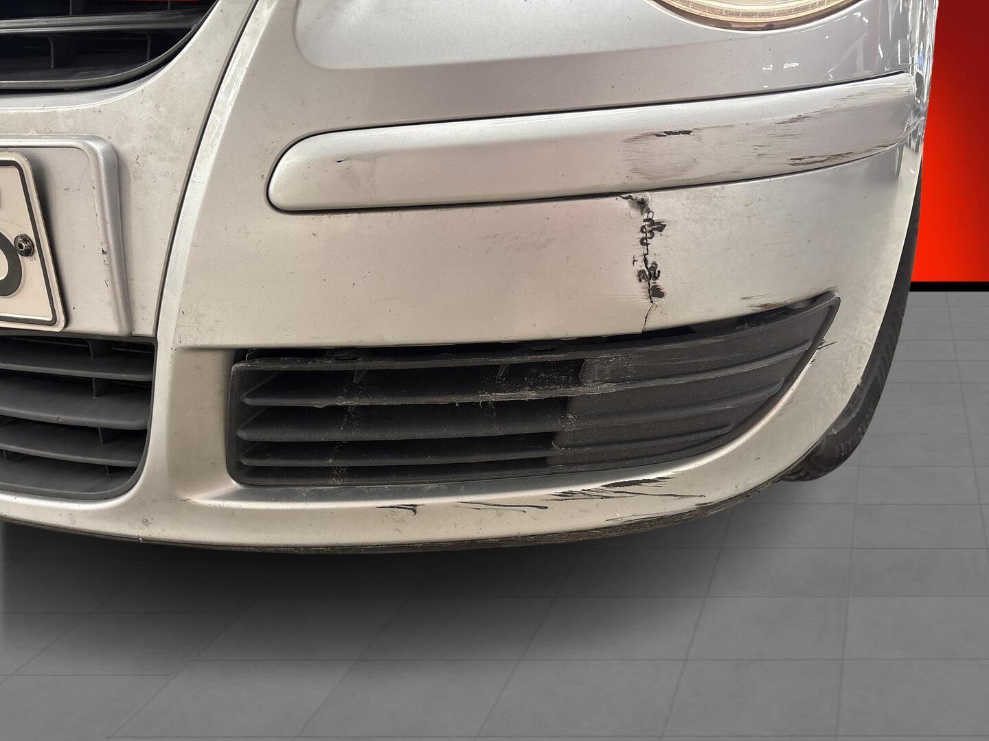 VOLKSWAGEN Polo 2005