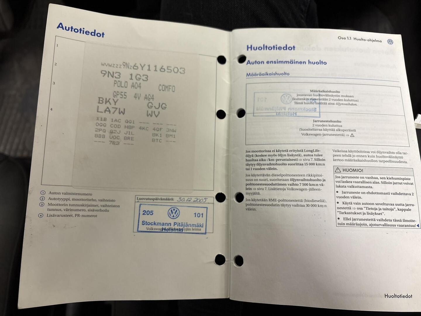 VOLKSWAGEN Polo 2005