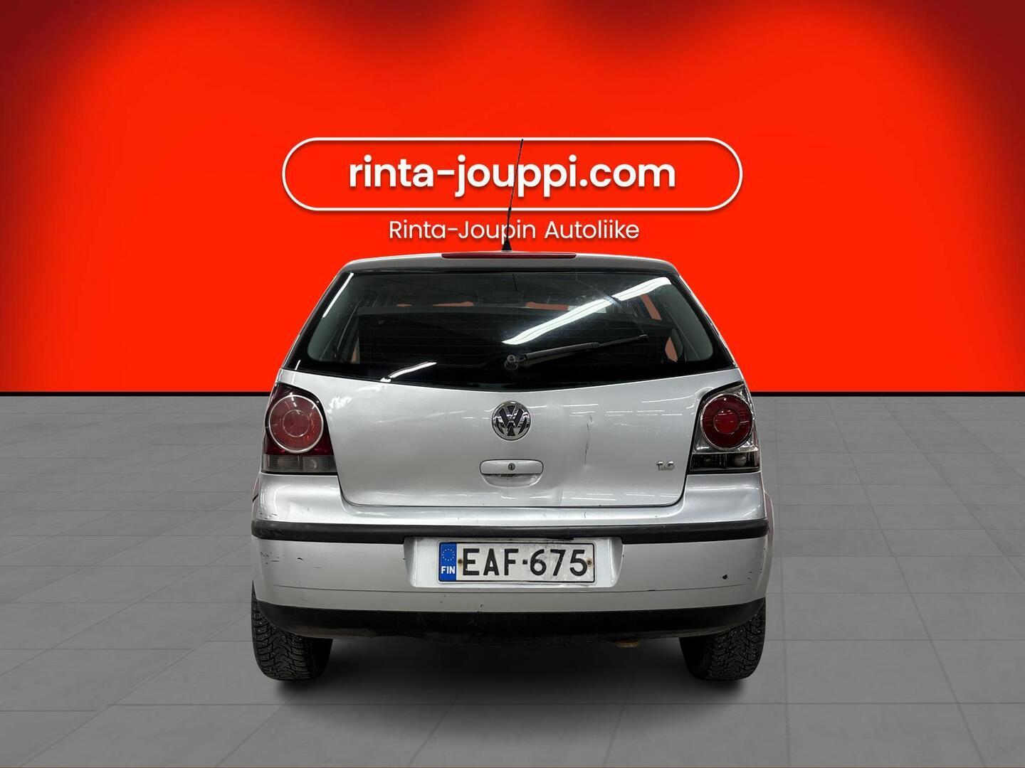 VOLKSWAGEN Polo 2005