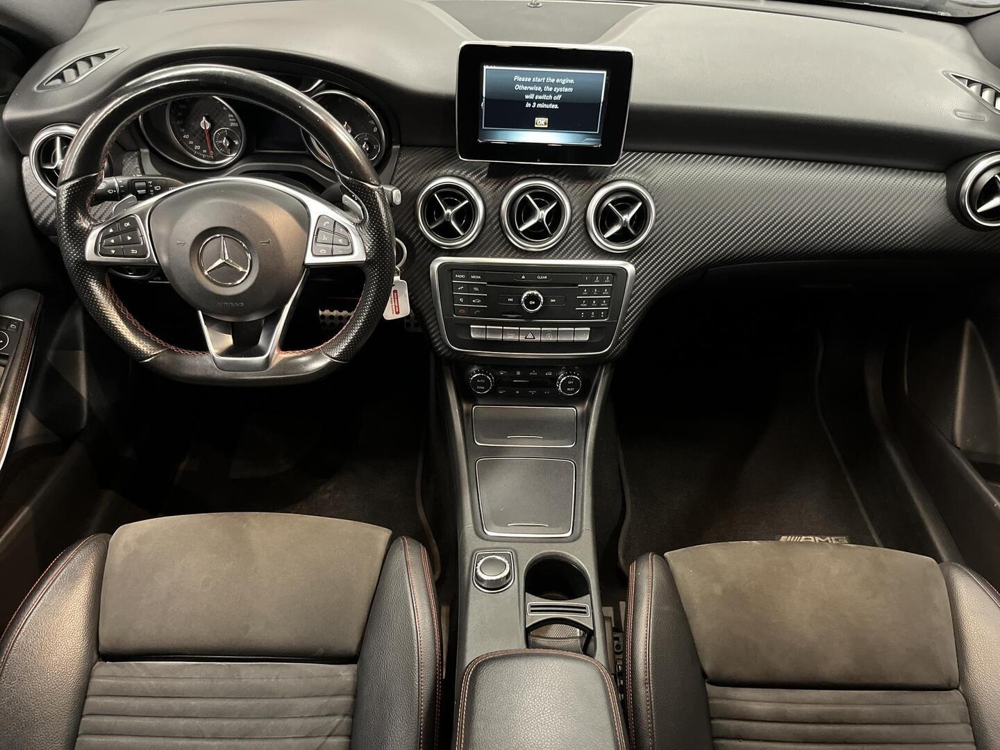 MERCEDES-BENZ A 2015