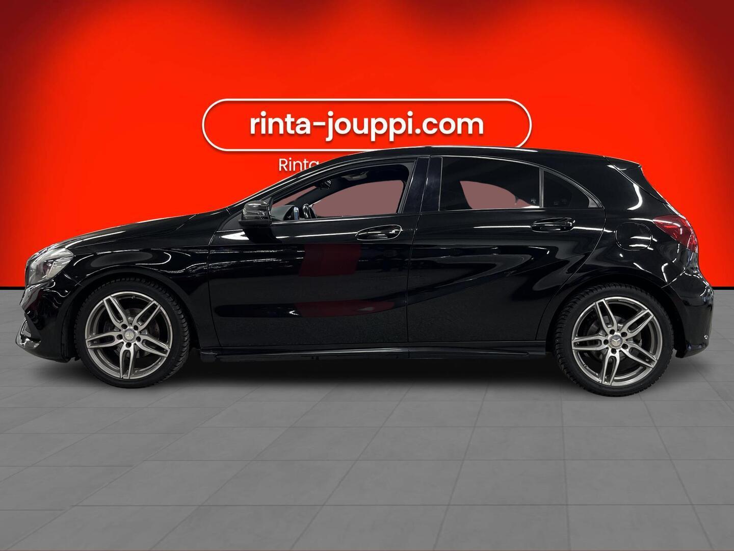 MERCEDES-BENZ A 2015