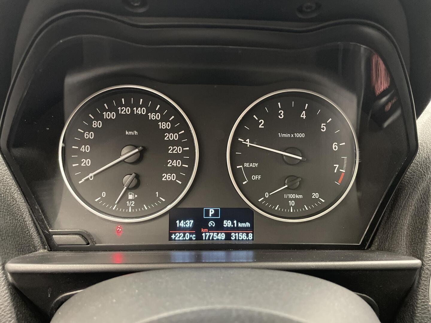 BMW 118 2017