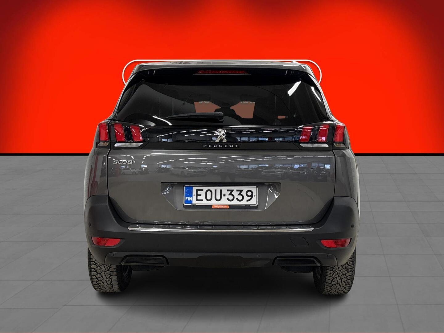 PEUGEOT 5008 2018