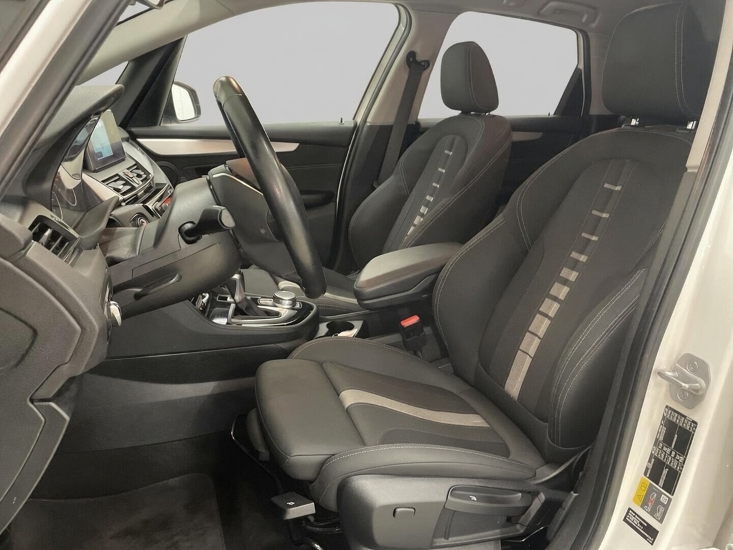 BMW 225 2018