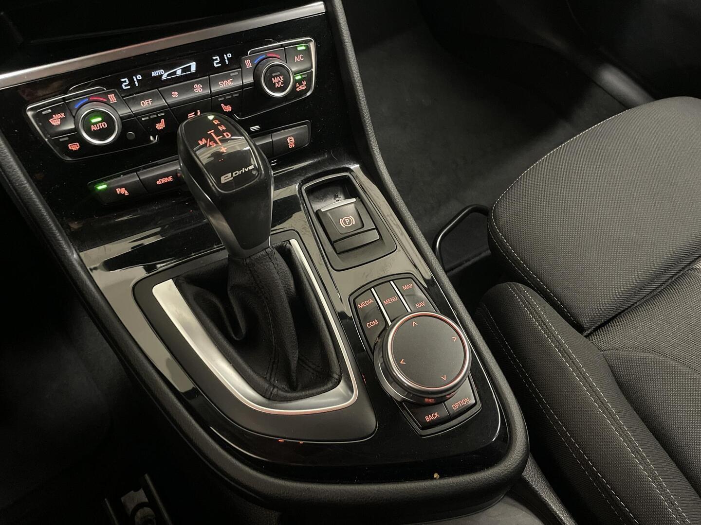 BMW 225 2018