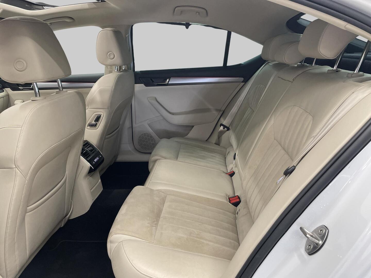 SKODA Superb 2019