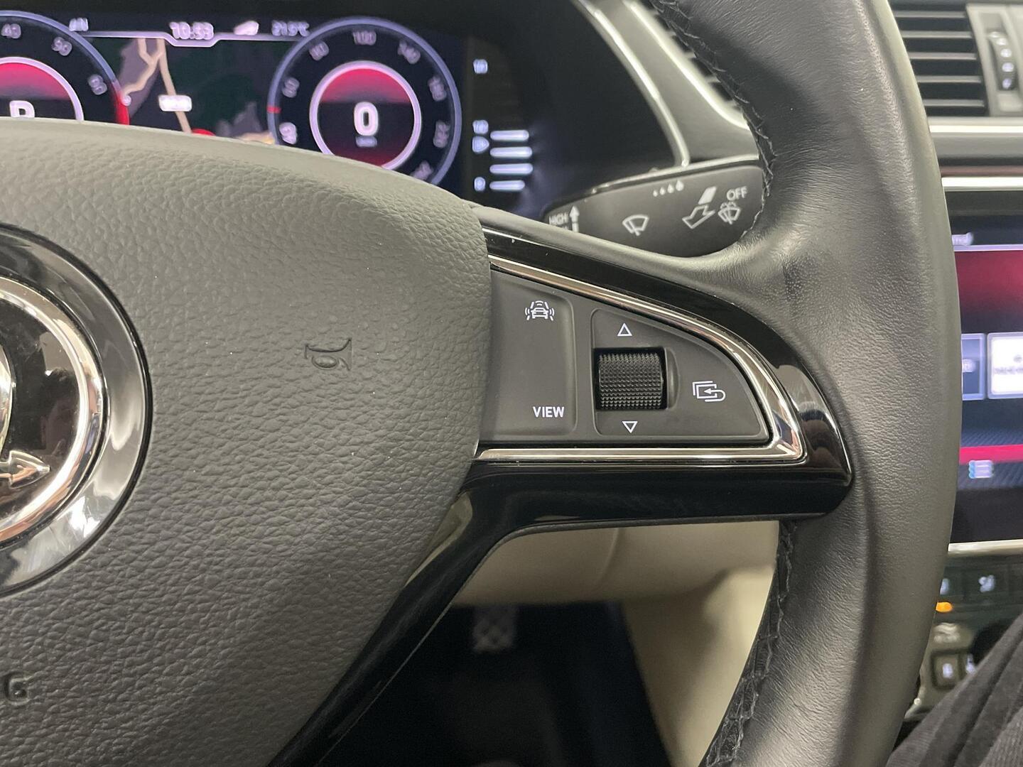 SKODA Superb 2019