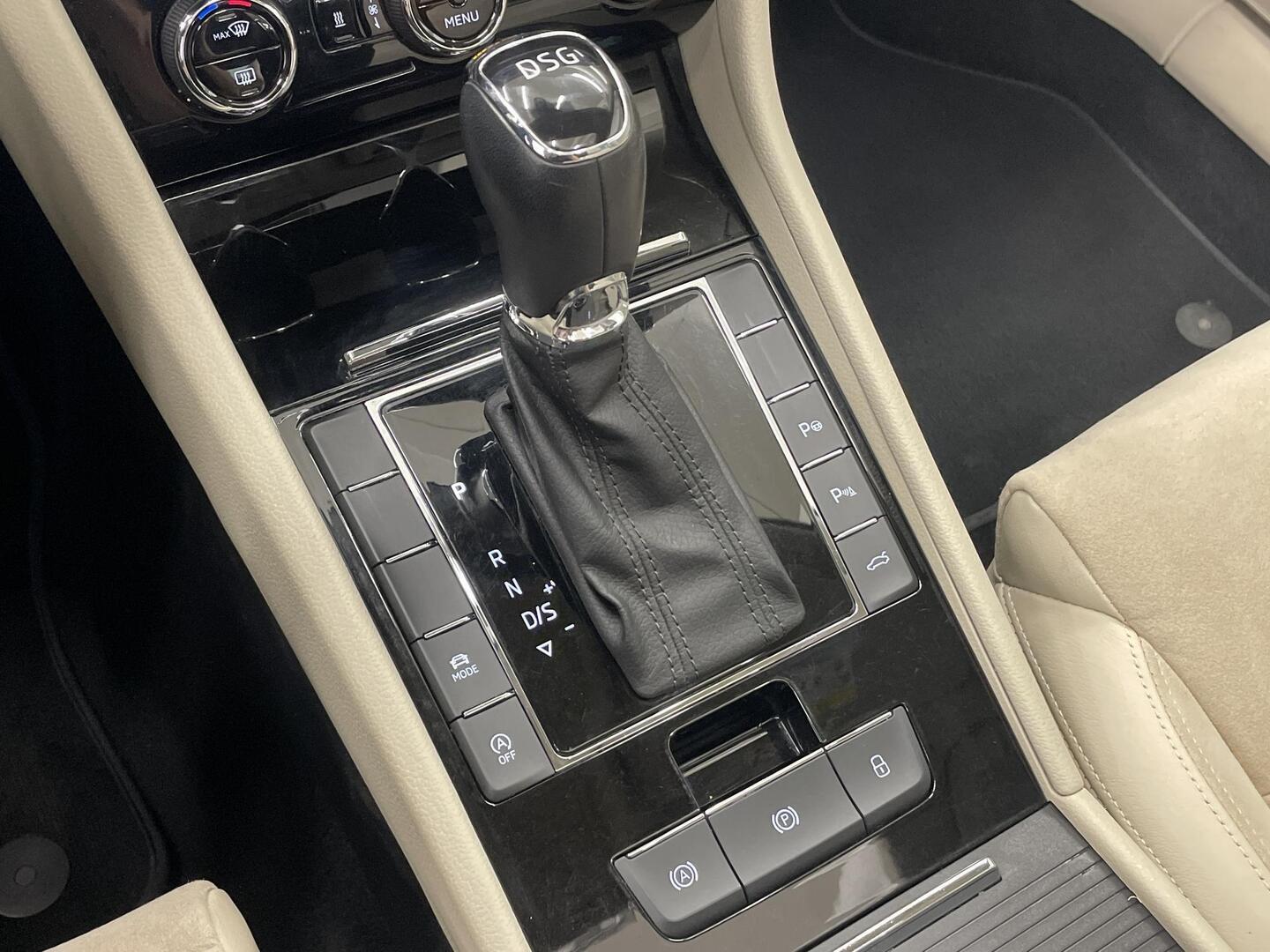 SKODA Superb 2019