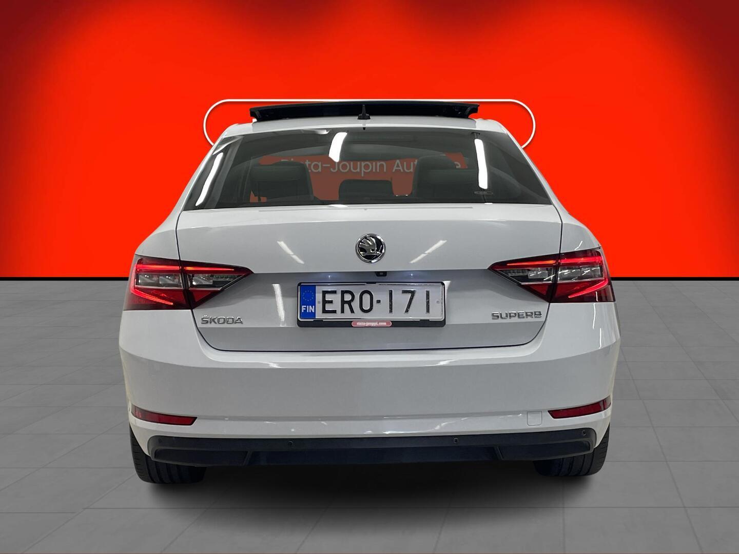 SKODA Superb 2019
