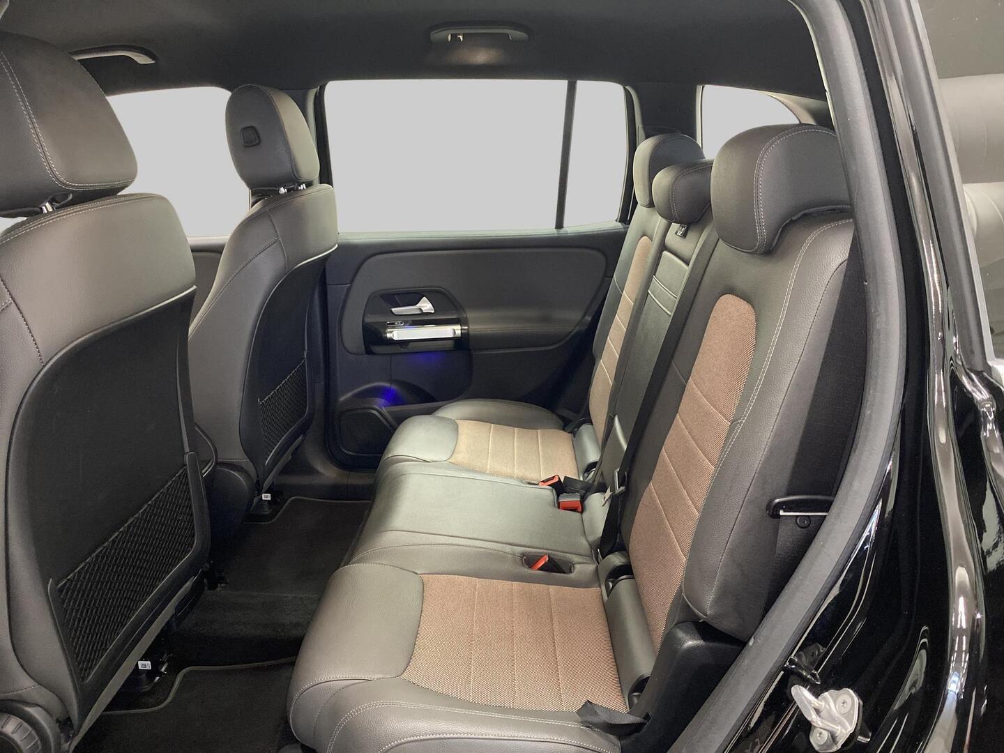 MERCEDES-BENZ EQB 2022