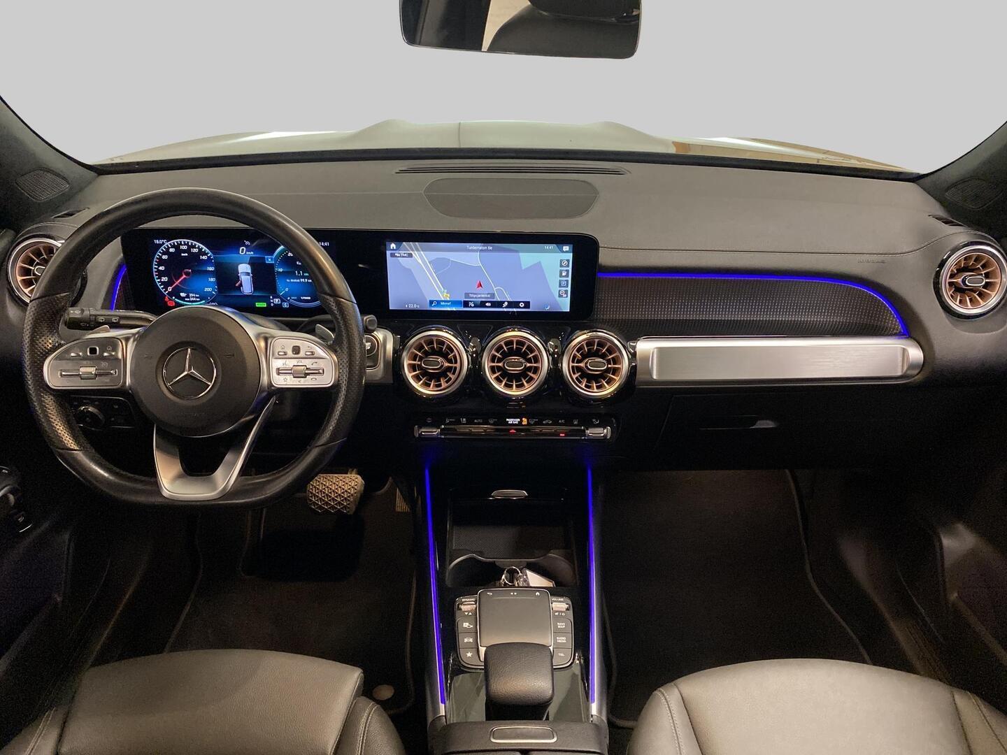 MERCEDES-BENZ EQB 2022