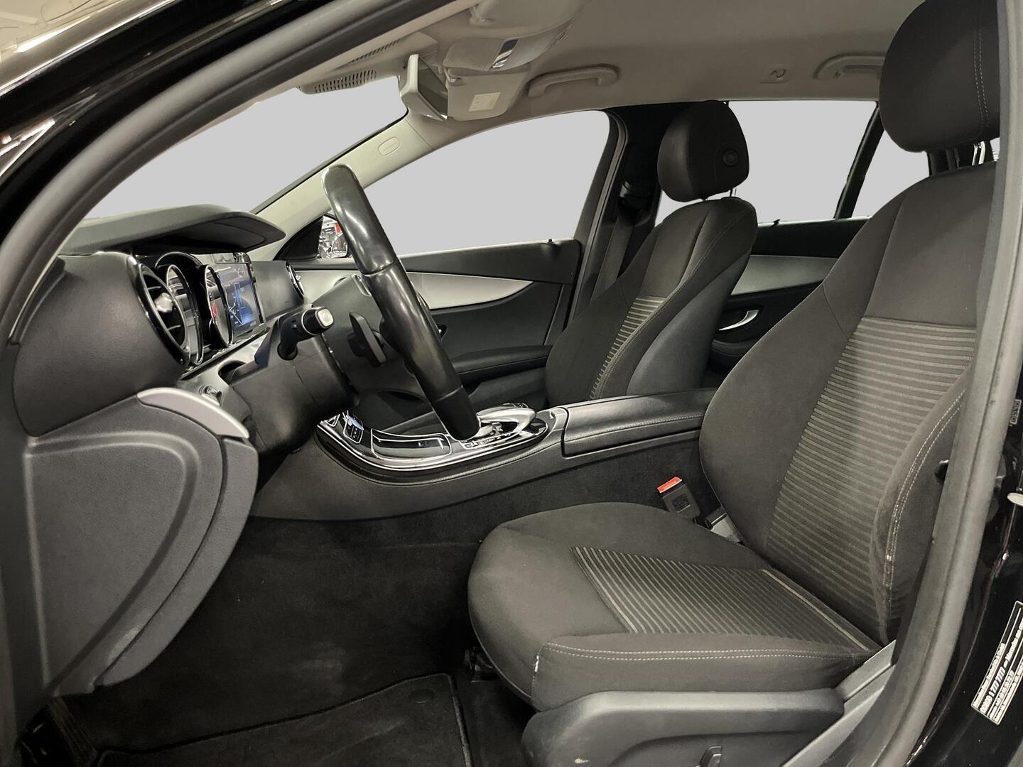 MERCEDES-BENZ E 2020