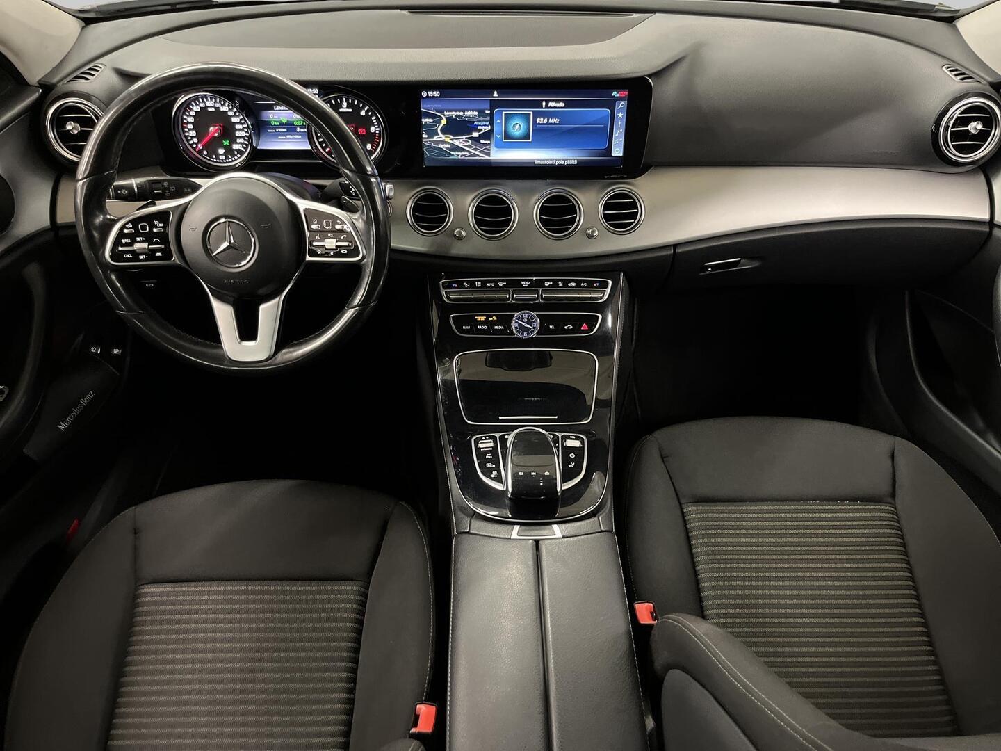 MERCEDES-BENZ E 2020