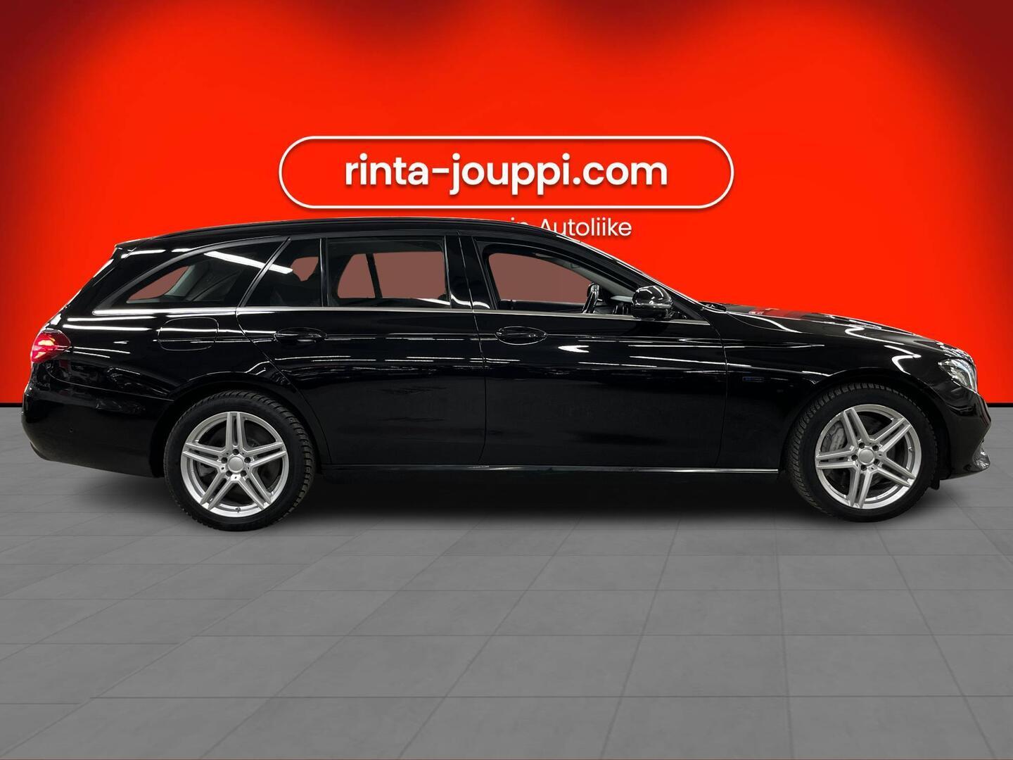 MERCEDES-BENZ E 2020