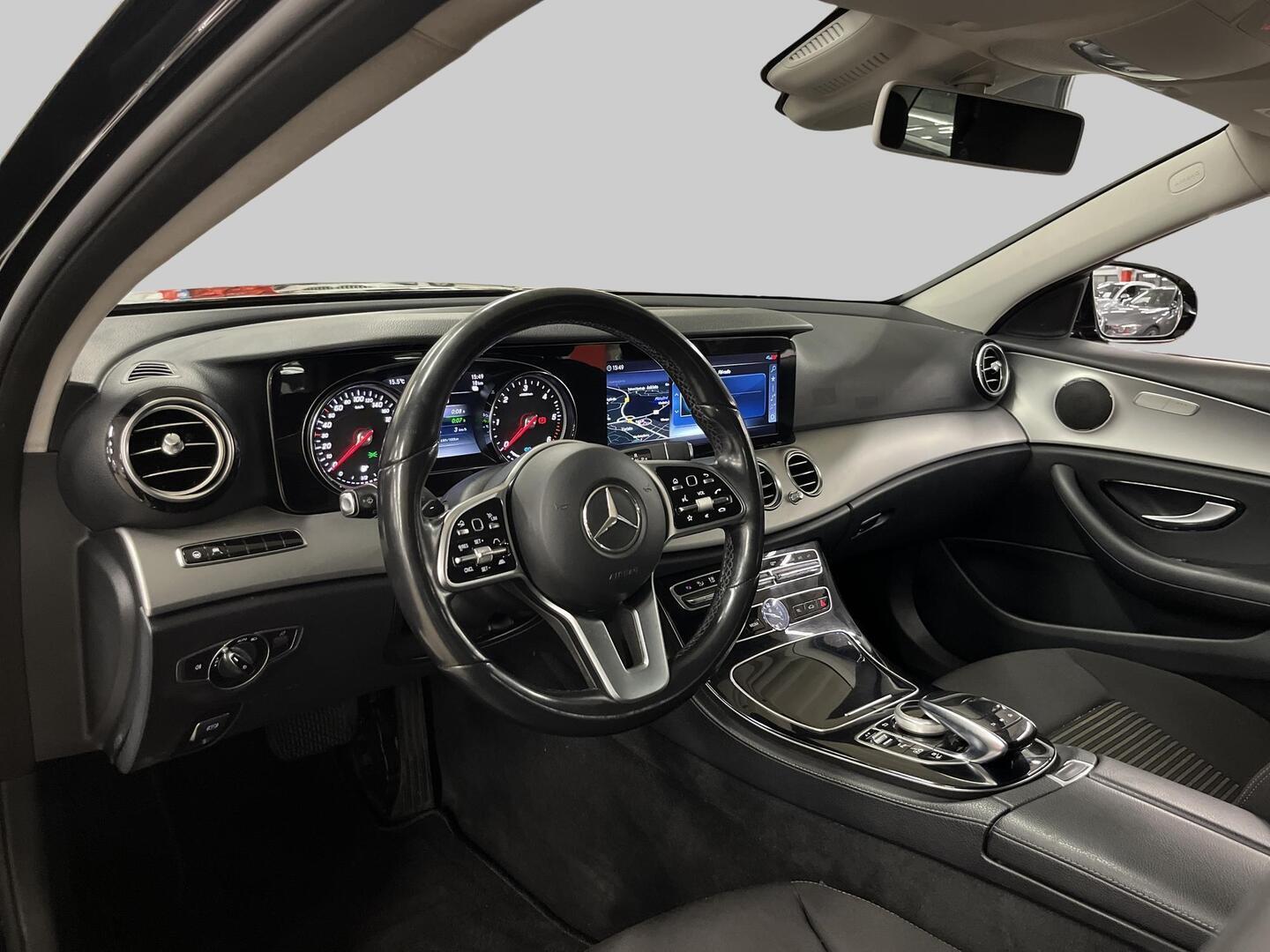 MERCEDES-BENZ E 2020