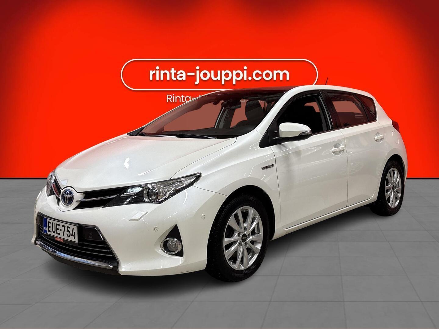 TOYOTA Auris 2014