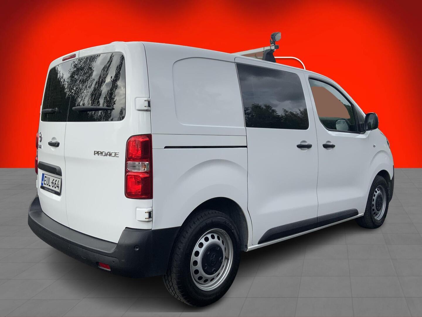 TOYOTA Proace 2022