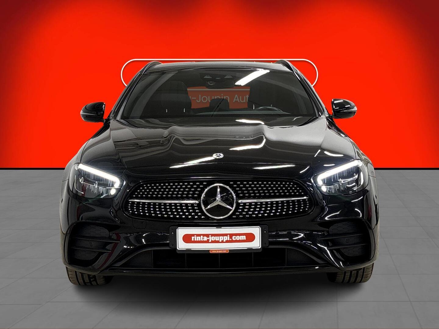 MERCEDES-BENZ E 2023