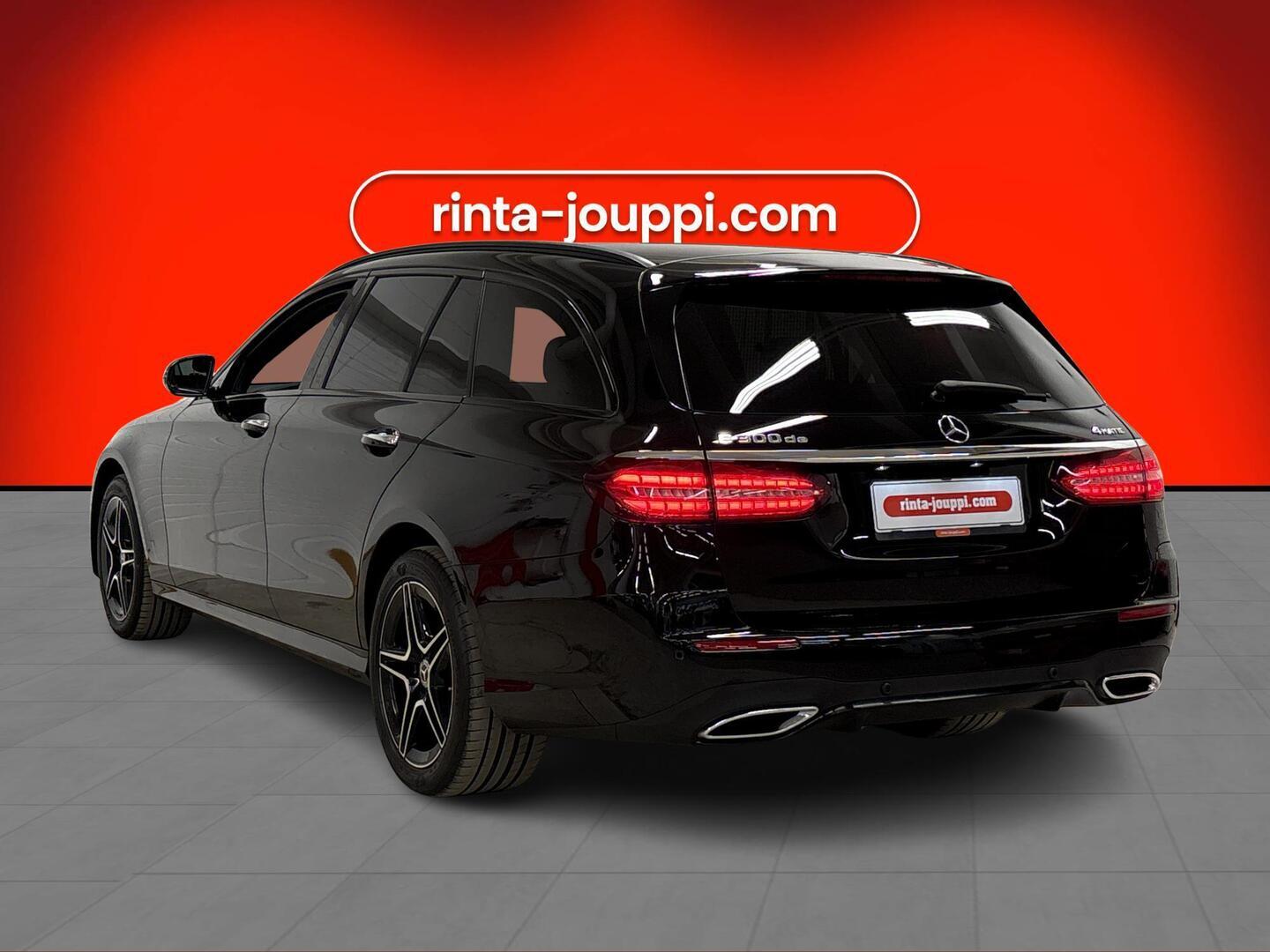 MERCEDES-BENZ E 2023