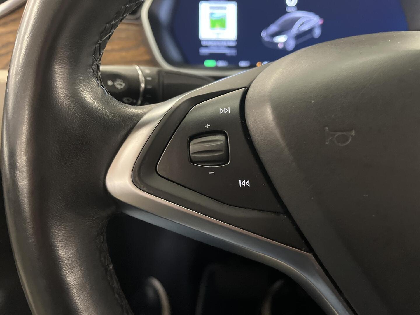 TESLA Model X 2018