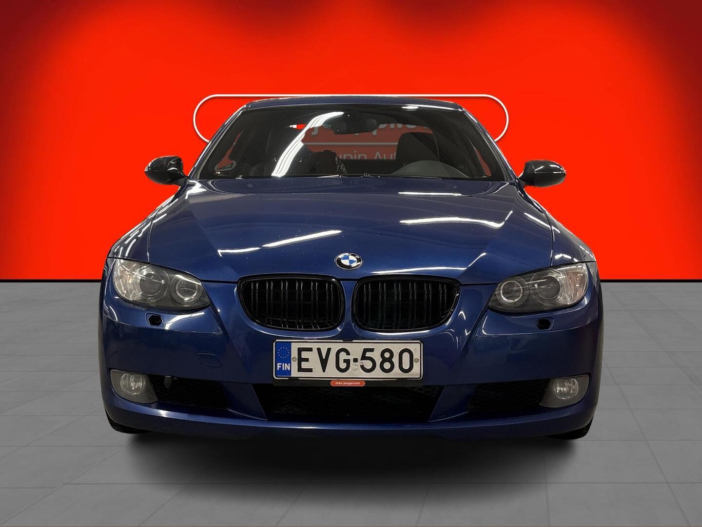 BMW 325 2008