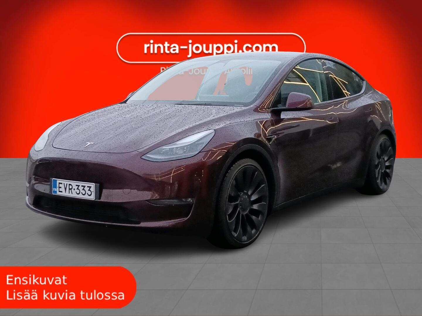 TESLA MODEL Y 2024