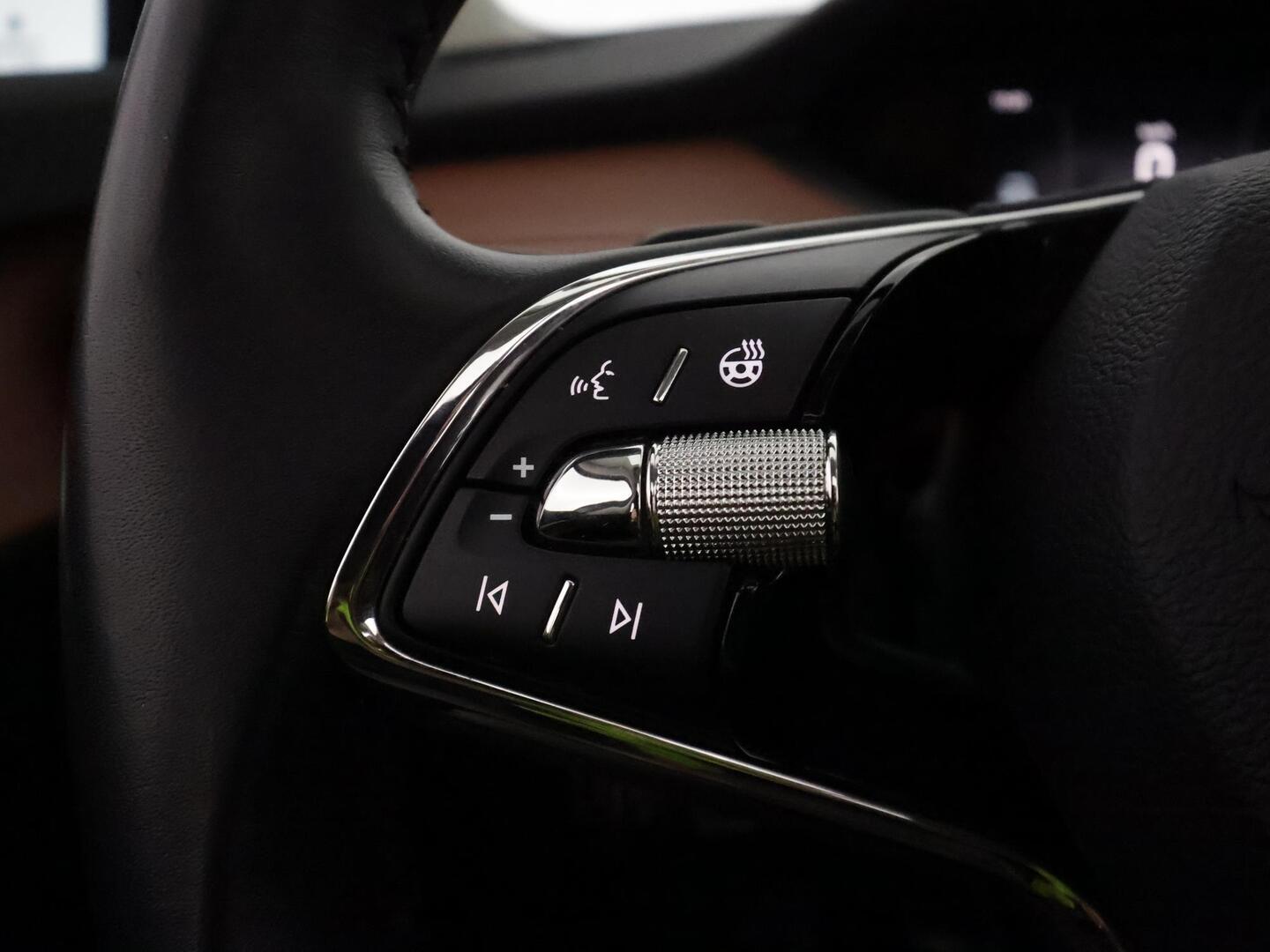 SKODA ENYAQ 2022
