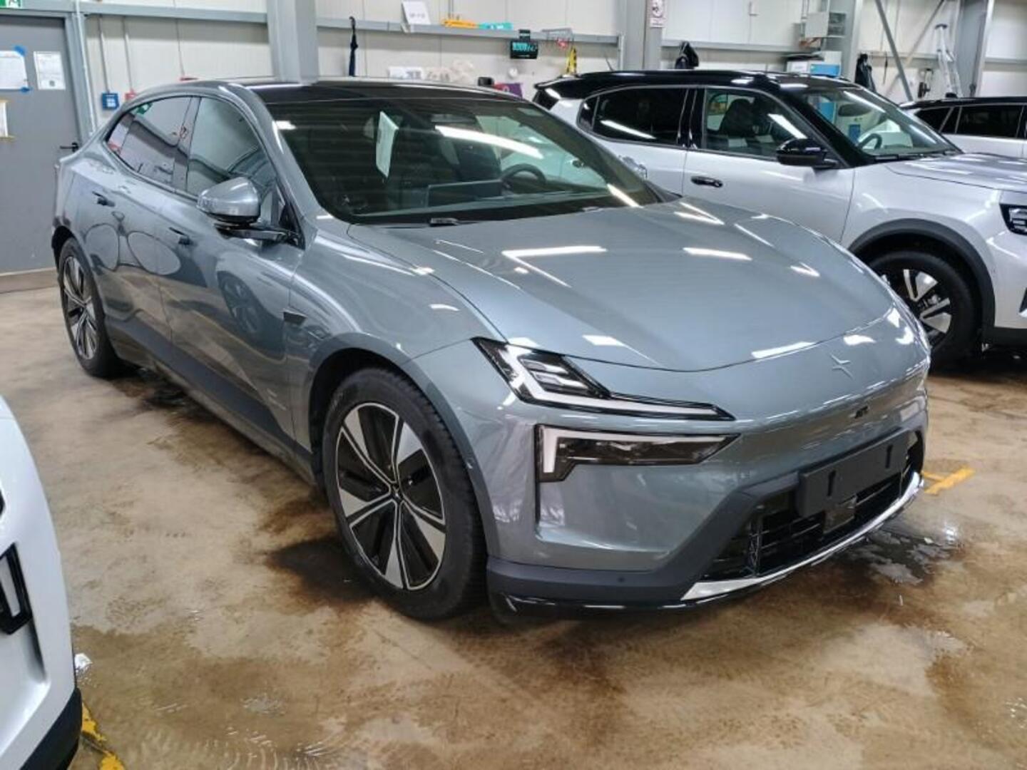 POLESTAR 4 2026