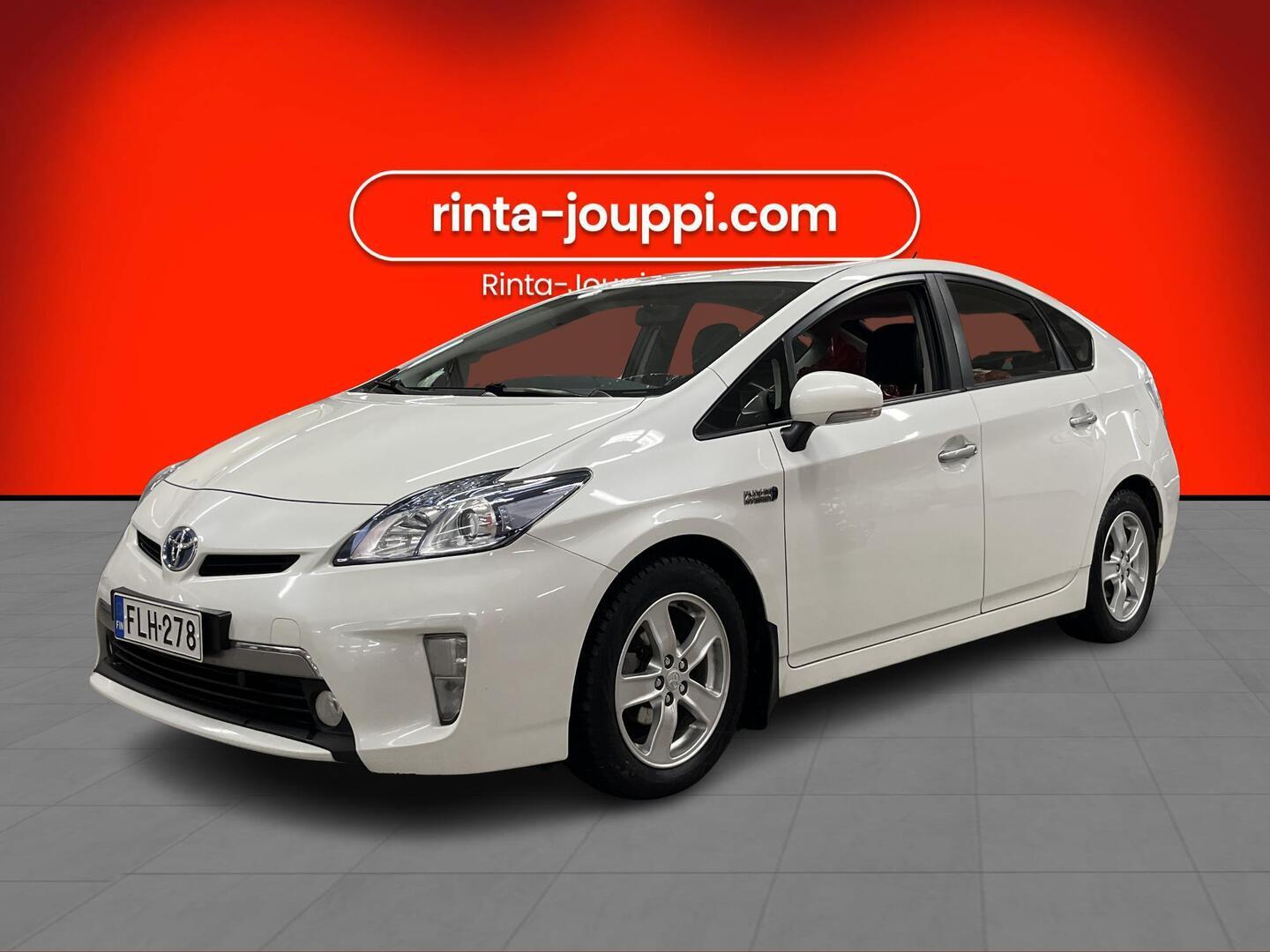 TOYOTA PRIUS PLUG-IN 2014