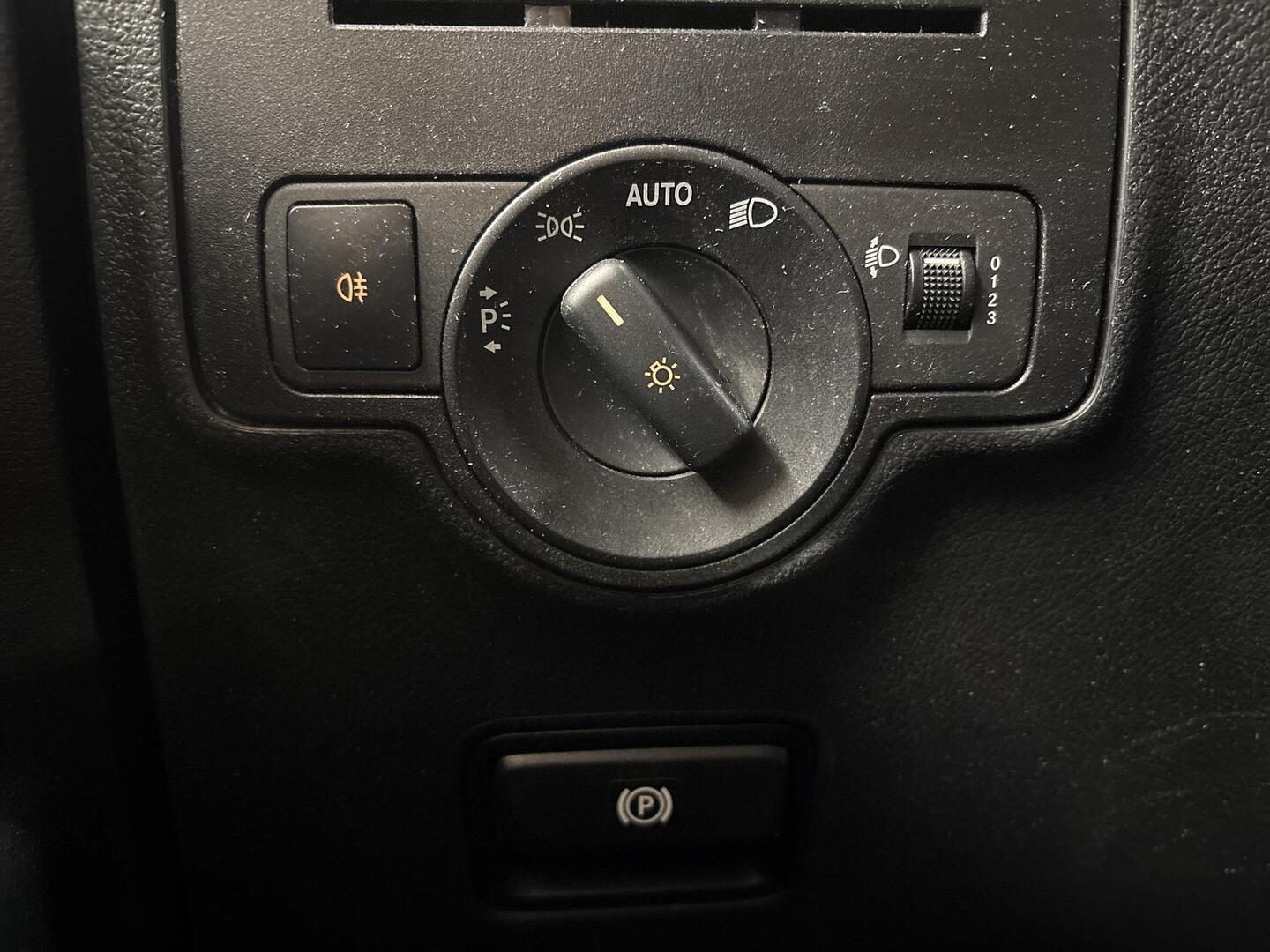 MERCEDES-BENZ Vito 2015