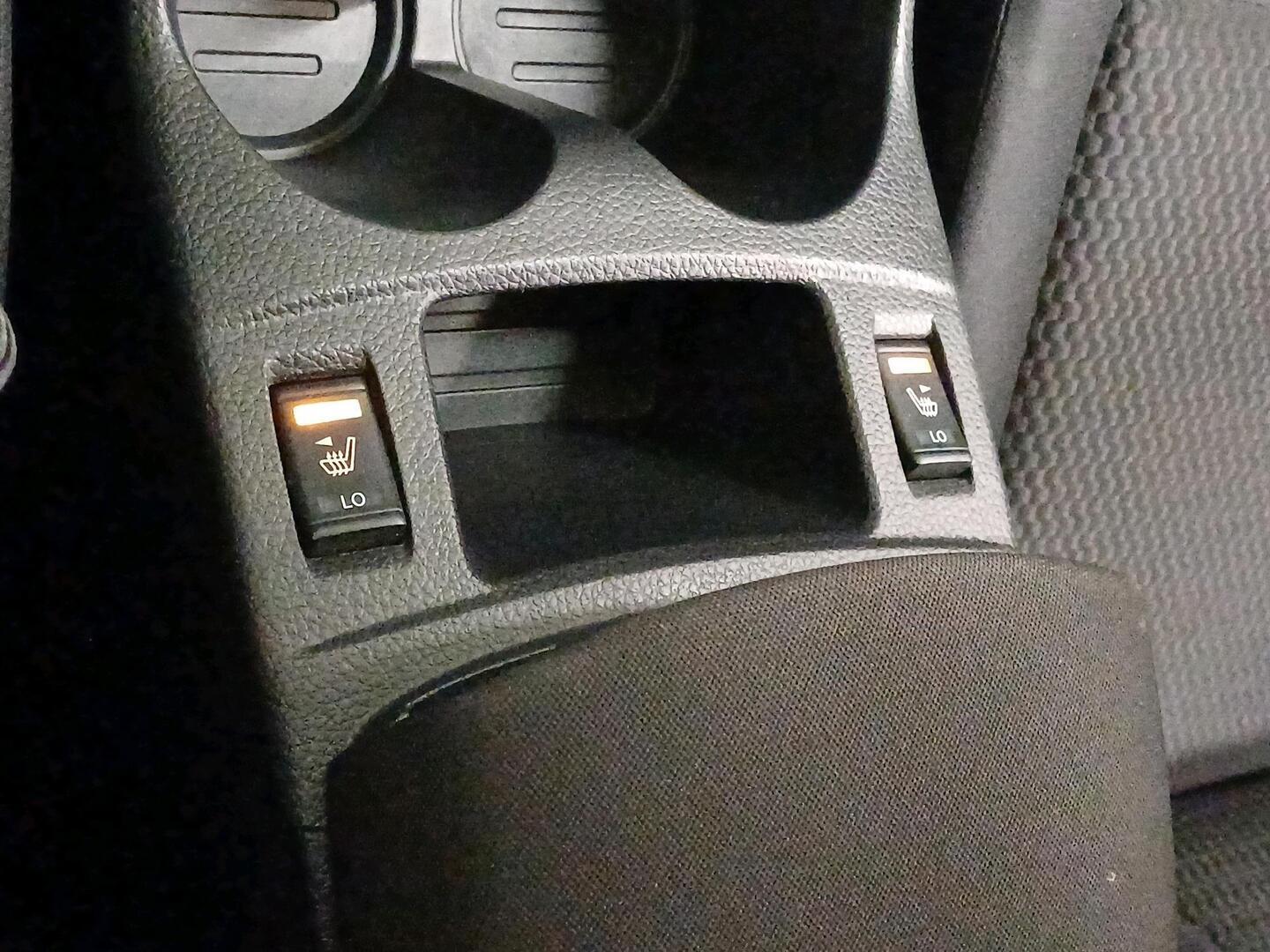 NISSAN Qashqai 2016