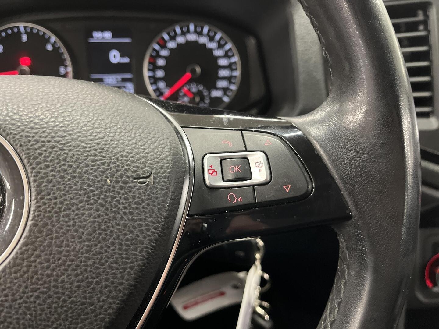 VOLKSWAGEN Amarok 2019