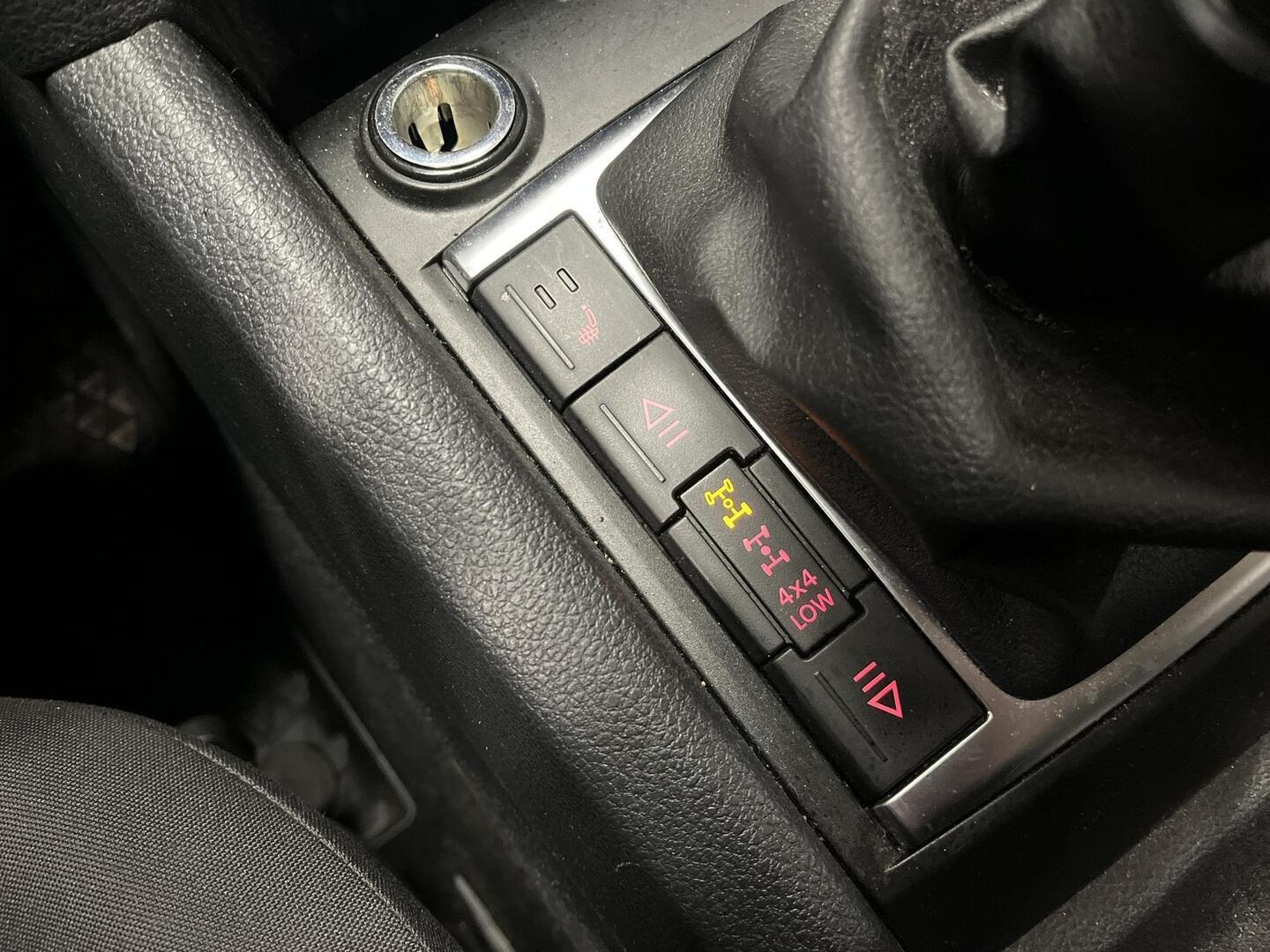 VOLKSWAGEN Amarok 2019