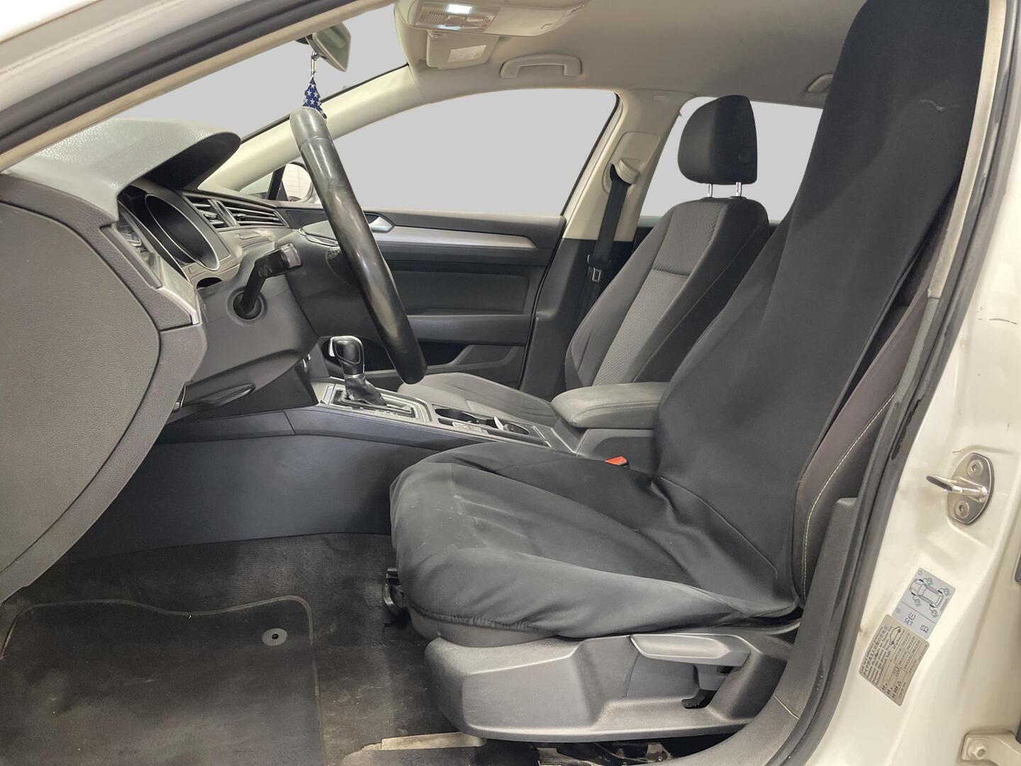 VOLKSWAGEN Passat 2015