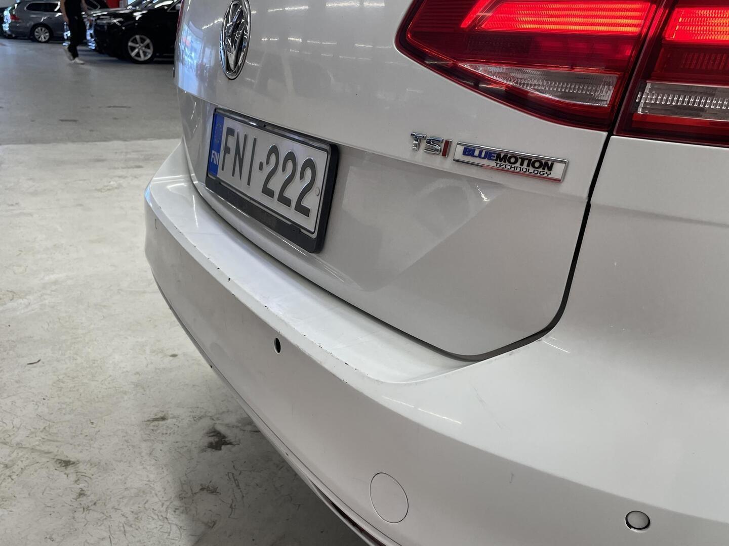 VOLKSWAGEN Passat 2015