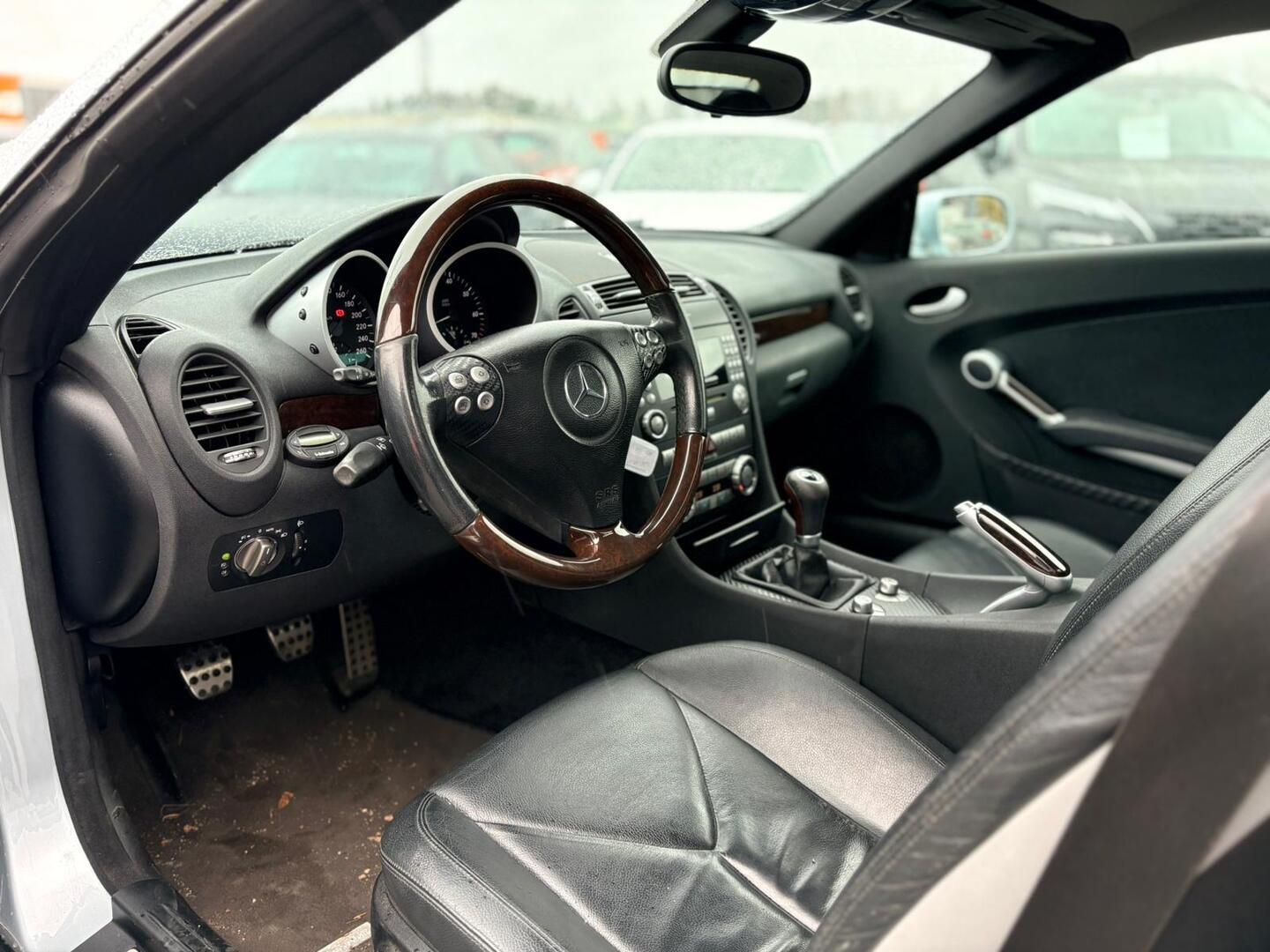 MERCEDES-BENZ SLK 2004