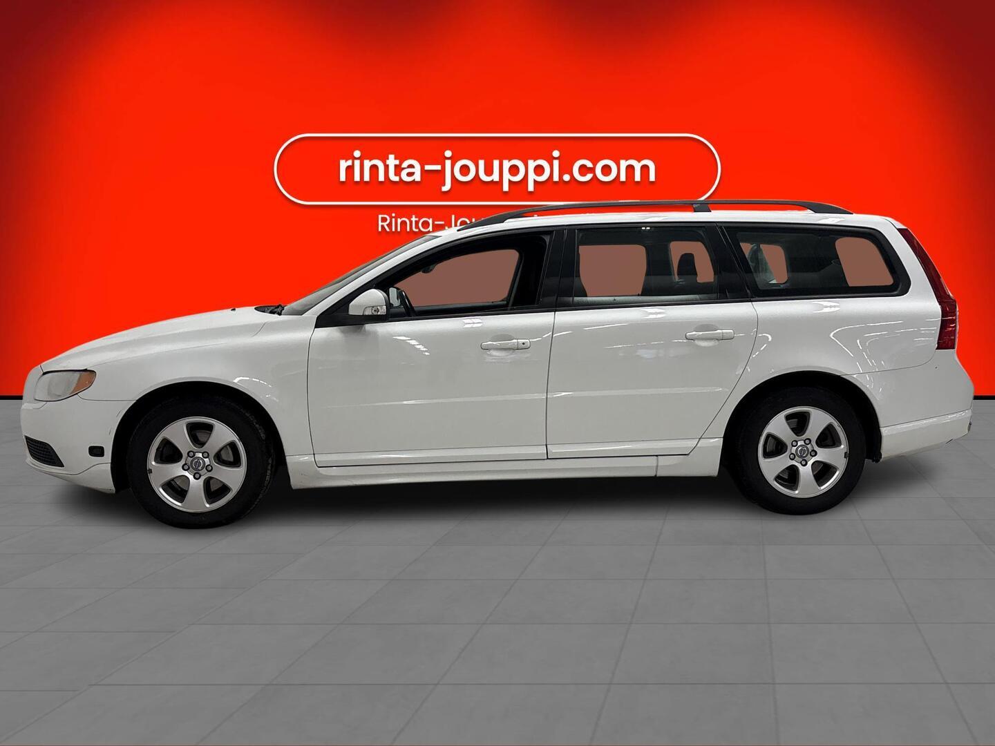 VOLVO V70 2011