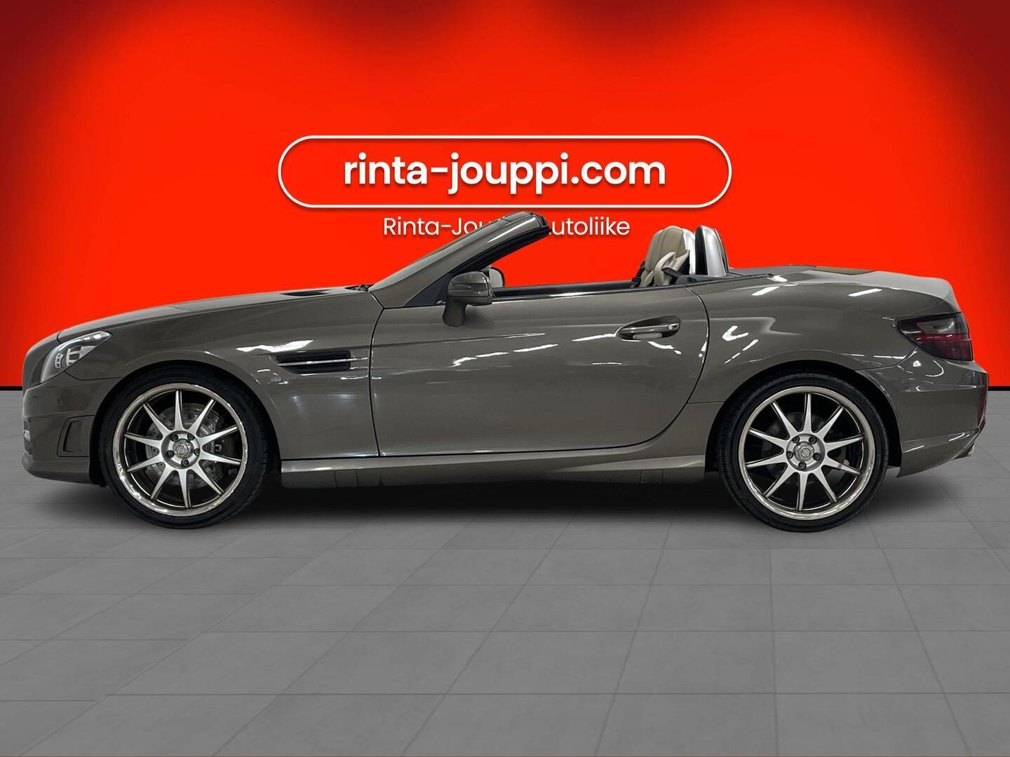 MERCEDES-BENZ SLK 2011
